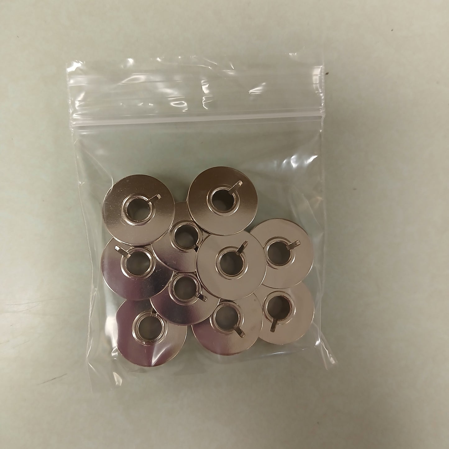 Kenmore Old-Style Metal Bobbins - L Style - 10 pack