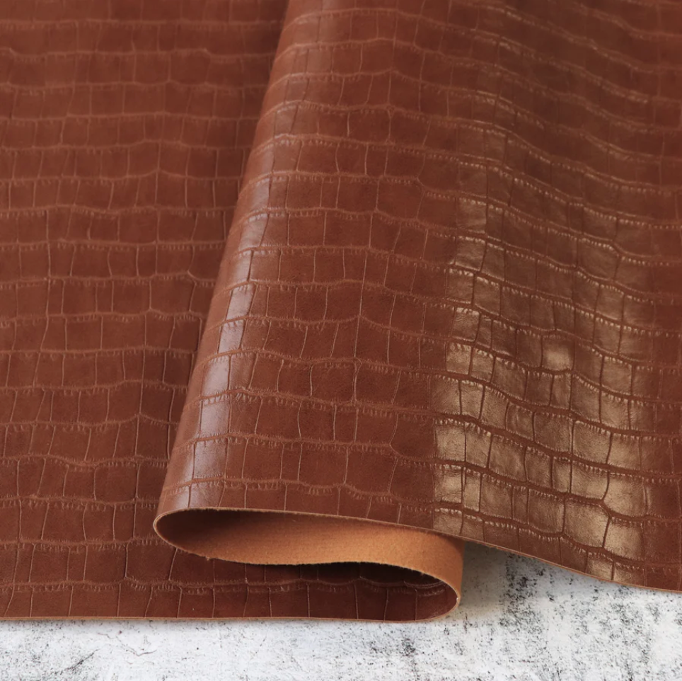 Sallie Tomato - High Quality Faux leather - Alligator