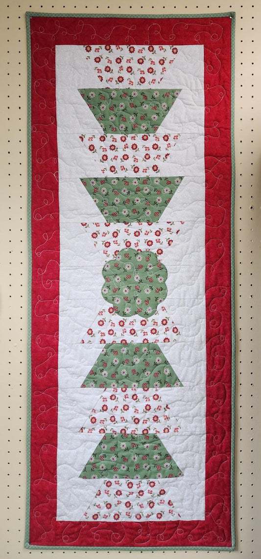 Finished Table Runner-Tree Runner #RUNNER-1